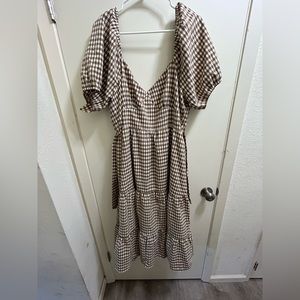 Adorable cottage core dress!